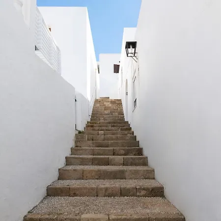 Apartament Apostolos *